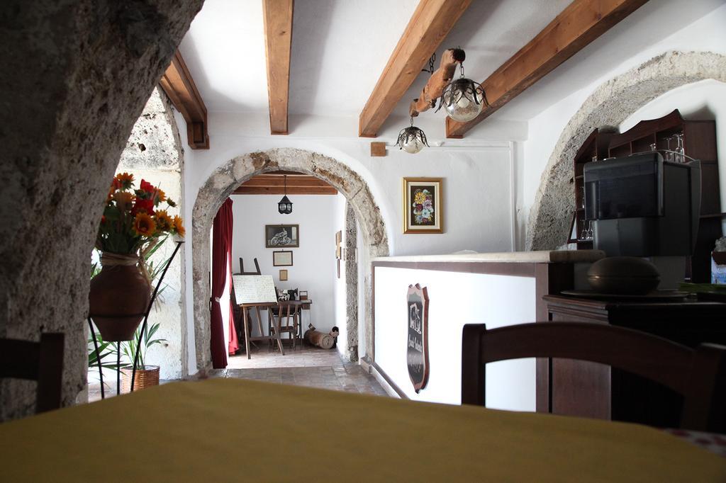 B&B La Staffa Aquino Buitenkant foto